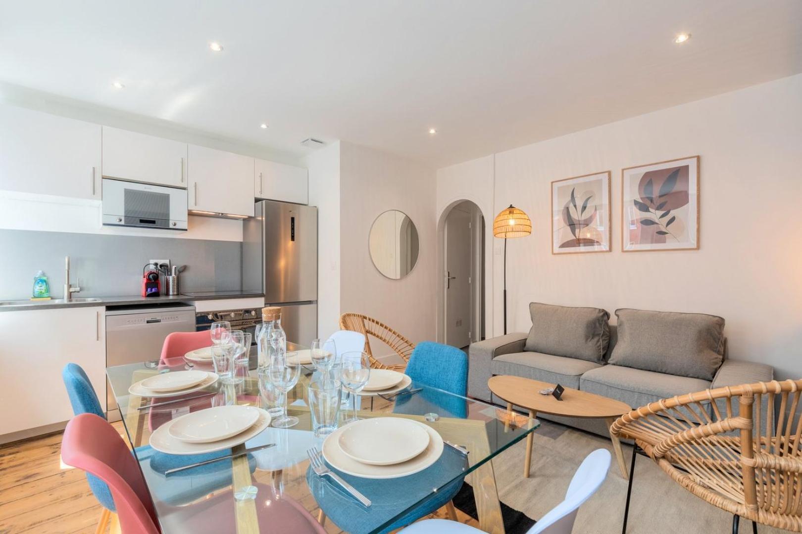 Bright 3-Bedroom 2-Bathroom Flat Lila Exterior foto