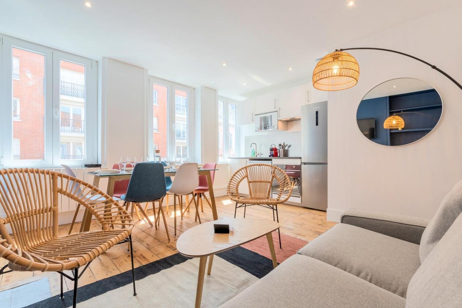 Bright 3-Bedroom 2-Bathroom Flat Lila Exterior foto